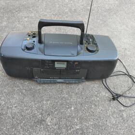 Az440 Magnavox Vintage Cd/cassette/radio Combo Boom Box