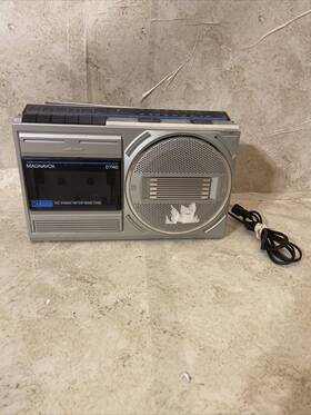 D7140 Magnavox D714 Am Fm Cassette Player As Is Parts Only