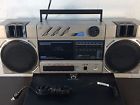 D8247-17 Magnavox Boombox Rts Vintage