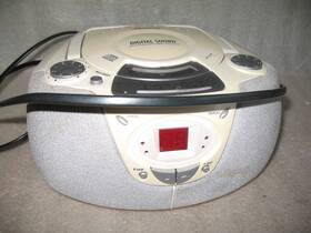 Mp3110-06 Memorex Portable Cd Player Am/fm Stereo Radio 2001