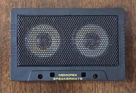 320017 Memorex Speakermate Vintage Cassette Tape Style Stereo Speaker