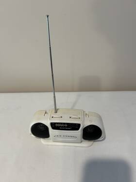 Rr2500 Mini Suntone Am / Fm Boombox Radio With Twin Speakers