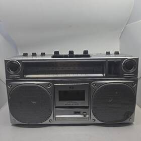 Gen-3994 Montgomery Ward Vintage Boombox Rare Model 4 Parts