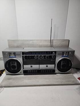 Gen39500 Montgomery Ward Vintage Gen 39500 Am/fm Dual Cassette Boombox Tested Works Good