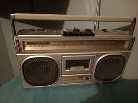 Gen3991a Montgomery Ward Boombox Model Works Good Cassette Player Radio