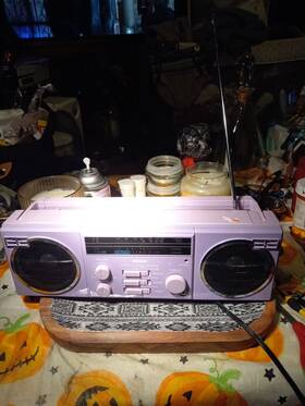 Mtv-5 Mura Vintage Purple Boom Box Radio Works