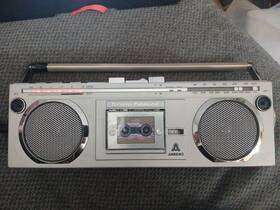 Rn-z600 National Panasonic Stereo Microcassette Boombox Radio