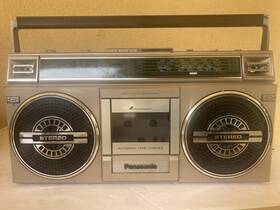 Rx-4925f Panasonic Vintage Boombox Radiorecorder Cassette Player See Video