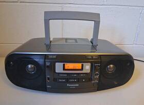 Rx-d55am Panasonic Rx-d55 Am/fm/cd/cassette/usb Boombox - Tested Works Dual Voltage