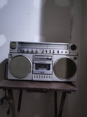 Sharpgf505st Panasonic Ambience F35 Am/fm Cassette Radio Boombox