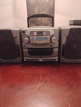 A22750 Philips Boombox Cd Radio Cassette
