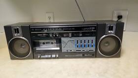 Gx3654 Quasar Vintage Metal Tape Deck Equalizer Dolby Am/fm Radio Boombox