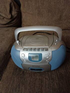 14-568 Radioshack Portable Boombox Cd Cassette Am/fm Stereo Bass Boost Accurian 14-568 Radioshack Portable Boombox Cd Cassette Am/fm Stereo Bass Boost Accurian