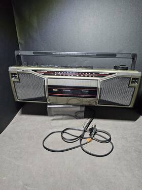Rp-3716 Rca Vintage Boombox Am/fm Stereo Cassette Recorder Portable Radio 1980s