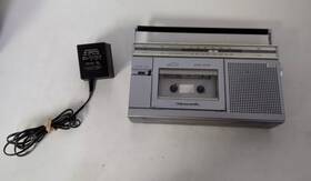 14-1012 Realistic Vintage Am/fm Radio Cassette Recorder