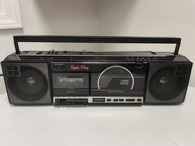 Cd-3300 Realistic Cd3300 Am/fm Stereo Cassette Deck Cd Player Ghetto Blaster Boombox