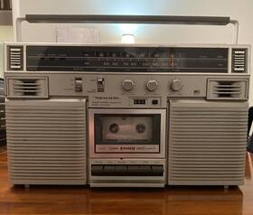 Scr-7 Realistic Vintage Cassette Am Fm 80 S Boombox Stereo Works Great