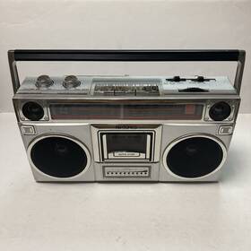Racr-510btkob Riptunes Retro Radio Cassette Boombox Bluetooth Audio Am/fm/sw1/sw2 Aux Usb
