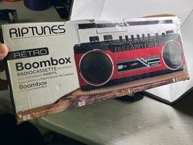 Racr400rob Riptunes Retro Am/fm/sw Radio Cassette Boombox With Bluetooth And Usb/sd Card