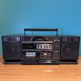 C44a Sanyo Vintage Boombox Radio Dual Cassette Rare Auto Reverse Line Input