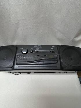 Cwa-42 Sanyo Cd Cassette Recorder Boombox Am/fm Black 1995