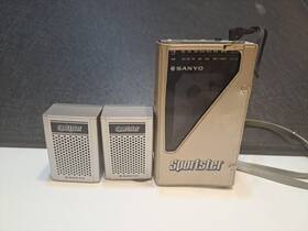 Jsx-37 Sanyo Vtg Sportster Portable Speakers With Radio Cassette M-632