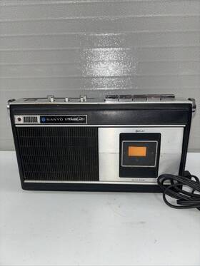M-4210 Sanyo Stereocast Cassette Player/recorder - Vintage Japan Tested Working