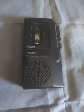 M-5645 Sanyo Vintage Stereo Radio Cassette Recorder