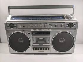 M-x520 Sanyo Vintage Boombox Stereo Radio Cassette Recorder