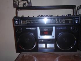 M4500ke Sanyo Vintage Am/fm Cassette Recorder Boombox Nice