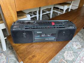 M70224a Sanyo Vintage Boom Box Stero Radio Am/fm Cassette Player