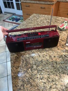 M7024f Sanyo Boombox Am/fm 2 Way 4 Speakers Stereo Radio Cassette Recorder 90 S