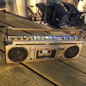 M7700gk Sanyo Rare Gold-face For Parts/repair