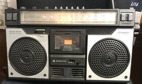 M9920-2 Sanyo Working Boom Box Stereo Radio Cassette Recorder