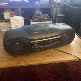 Mcd-z2l Sanyo K Vintage Cd Radio Cassette Recorder Partially Tested And Working