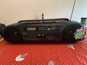 W748 Sanyo Vintage M Boombox Radio Dual Cassette Eq Bud Rock Box Not Tested