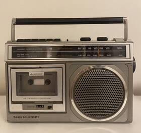 564.21780150 Sears Solid State Am-fm Radio Cassette Tape Recorder Ac/dc Power With Cord Tested