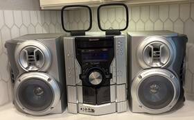 Cd-es600 Sharp 5 Disc Changer Dual Cassette Fm/am Radio Boombox Video Read