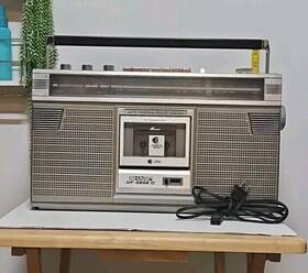 Cf-208st Sharp Large Radio Cassette Player Boombox