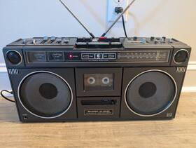 Gf-202sb Sharp Boombox - Working Cassette With Inputs To Add Bluetooth