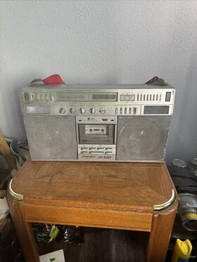 Gf-9797 Sharp Vintage Rare Radio Cassette Player -for Parts Or Repair Junk