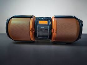 Gx-m10 Sharp Or Boombox Orange Usb Playback Ipod Terminal Guitar Mic Input Cd