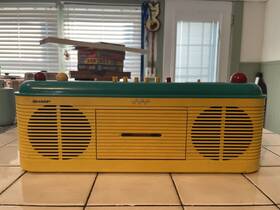 Qt-v40 Sharp Ot-v40 Vintage Y Yellow Am Fm Radio Cassette Tape Player Boombox Works