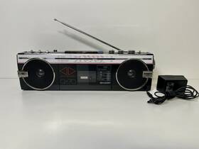 Qt-70 Sharp Qt-79 Vtg Boombox Bk Stereo Radio Cassette Recorder Broken Handle Tested