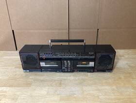 Qt95 Sharp Vintage Radio Cassette Player Boombox Rough Condition Parts Only