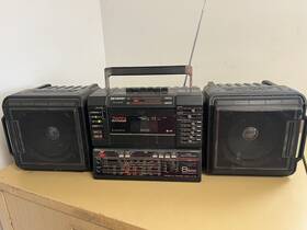 Wf-t737 Sharp Vintage Boombox Twin Mechanism Non-working Cassette/radio