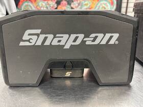 Quc024200 Snap-on Ctbts8610 Usedsnap Bluetooth Speaker With Batte4ry
