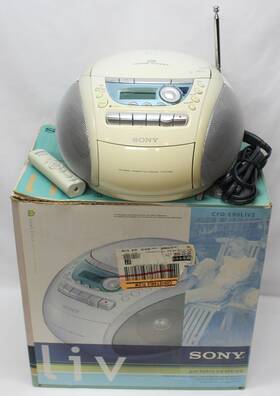Cfd-e90liv2 Sony Liv Portable Stereo-cd-cassette With Remote And Original Box