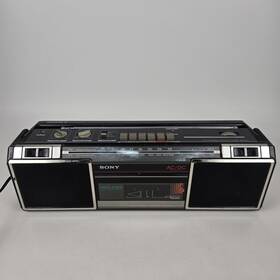 Cfs-240l Sony Vintage Boombox Radio With Ac/dc Function- Tape Player Not Working