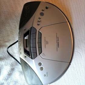 Cpd5250 Sony Cd And Radio Boombox